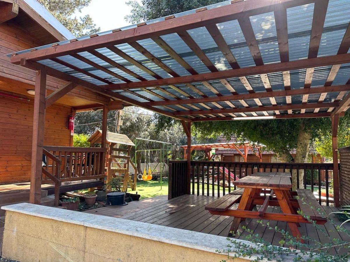 Arbel Holiday Homes Екстер'єр фото