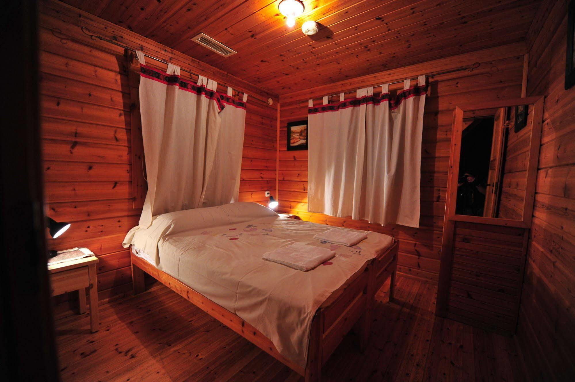 Arbel Holiday Homes Екстер'єр фото